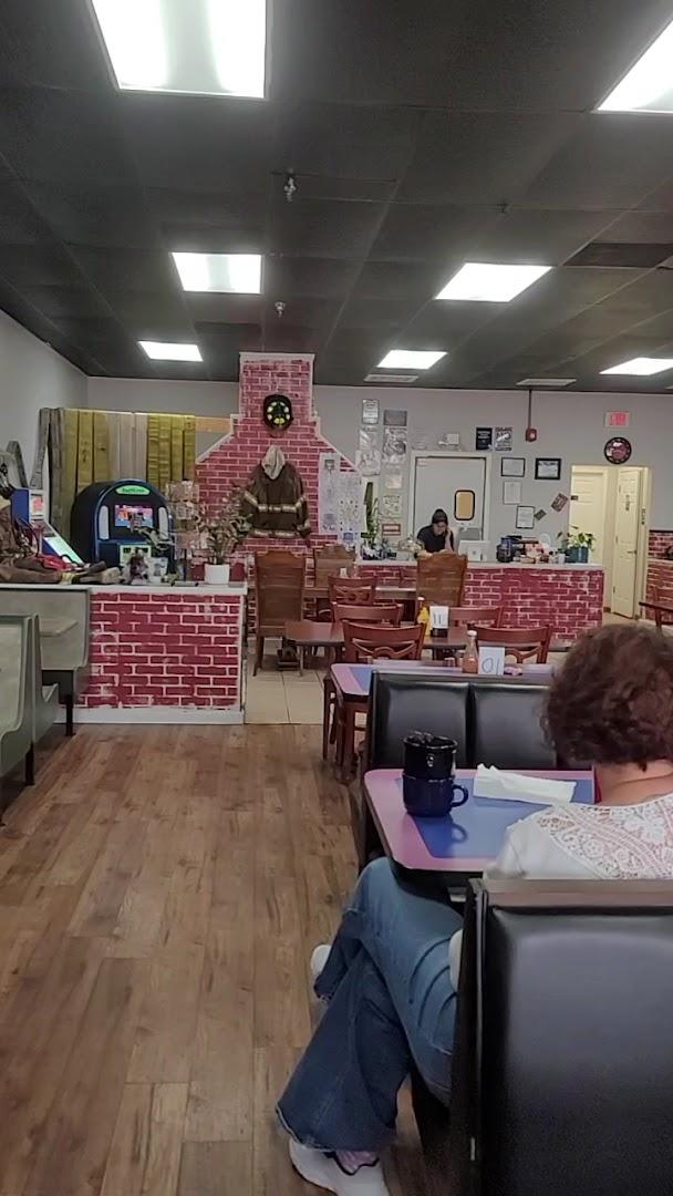 Papi's Place at Firehouse Diner