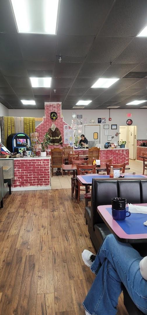 Papi's Place at Firehouse Diner